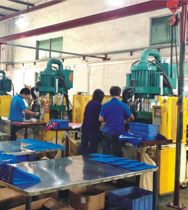 TPU軟膠專用注塑機(jī)